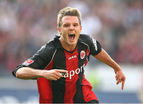 成为中国足 成为中国足